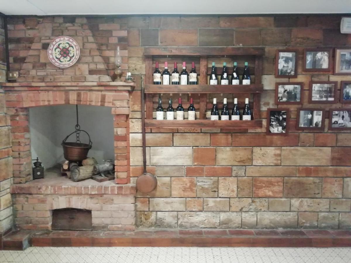 Albergo Ristorante Leon D'Oro Este Bagian luar foto