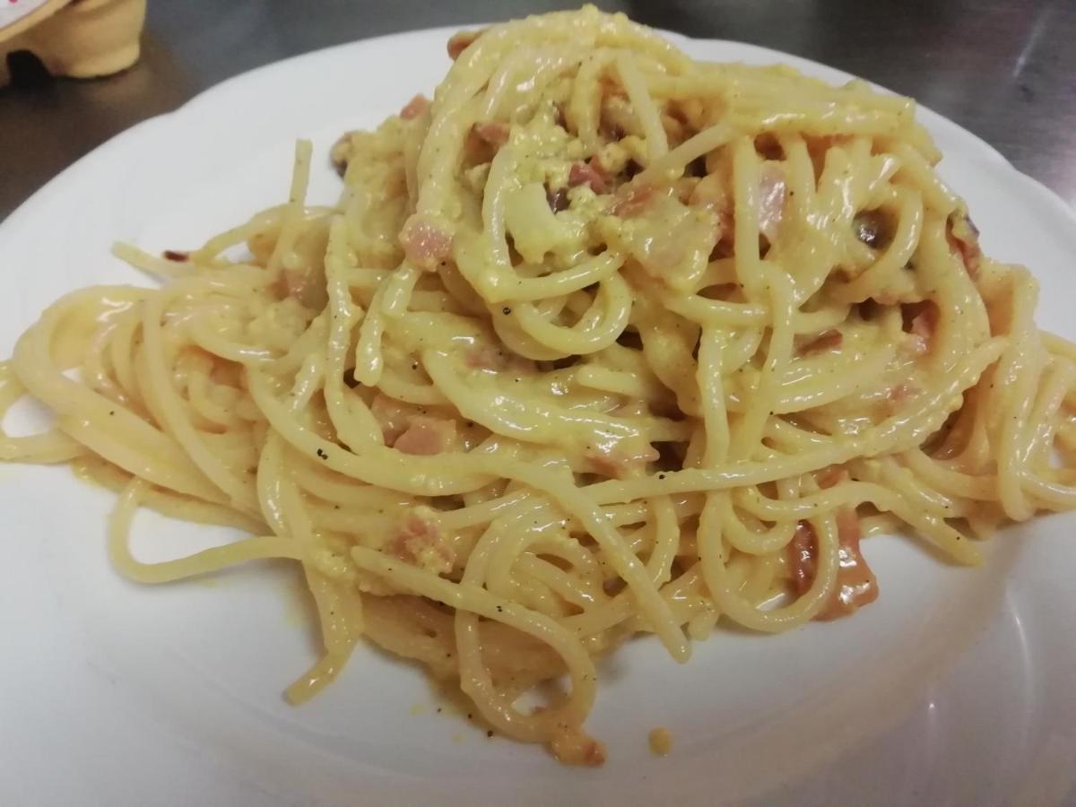Albergo Ristorante Leon D'Oro Este Bagian luar foto